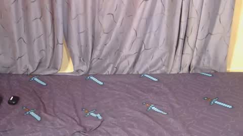 Snapshot of slim_bitos chatting on January 6, 10:52 am slim_bitos online show from January 6, 10:52 am