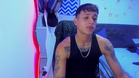 Snapshot of slim_master12 chatting on January 23, 5:24 am slim_master12 online show from January 23, 5:24 am