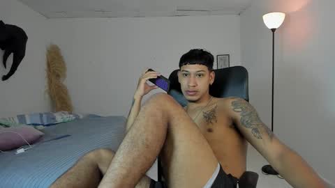 Snapshot of slim_master12 chatting on March 15, 3:07 pm slim_master12 online show from March 15, 3:07 pm