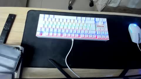 Snapshot of slim_master12 chatting on April 7, 8:31 pm slim_master12 online show from April 7, 8:31 pm