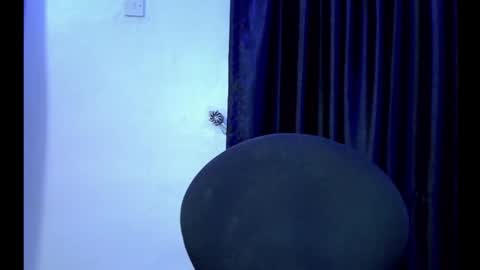 Alice online show from November 6, 11:15 pm