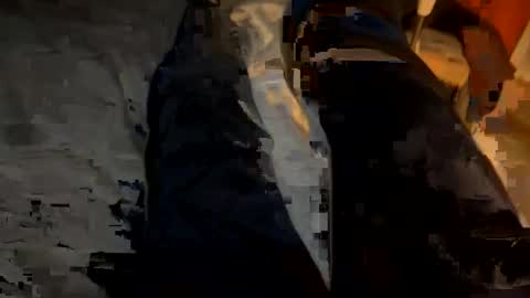 Snapshot of slimboy6900 chatting on February 2, 7:23 pm slimboy6900 online show from February 2, 7:23 pm