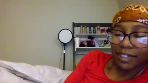 Snapshot of slimmmgooodiexoxo chatting on December 4, 4:16 pm slimmmgooodiexoxo online show from December 4, 4:16 pm