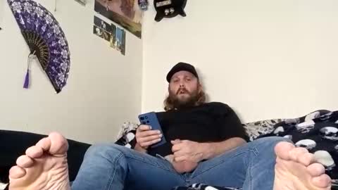 Mr King Feet 69 online show from May 30, 8:50 pm