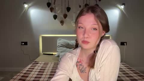 Snapshot of slola_li chatting on November 18, 2:54 pm Lola and Li - online show from November 18, 2:54 pm