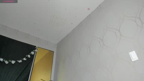 Paola  online show from February 7, 3:19 pm