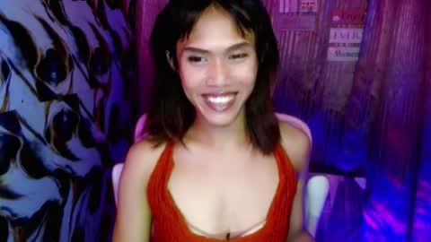 Snapshot of slutqueen_raz chatting on June 3, 6:13 pm Raz online show from June 3, 6:13 pm