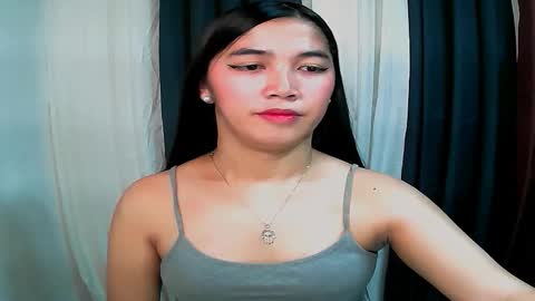 Snapshot of slutty_gretha chatting on October 26, 12:00 pm Gretha online show from October 26, 12:00 pm