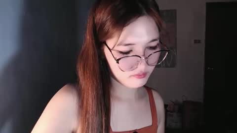 slutty_hannaxx online show from March 20, 11:09 pm