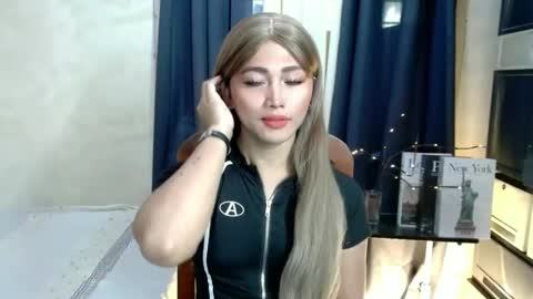 Snapshot of slutty_yesha chatting on September 17, 1:29 am Slutty yesha online show from September 17, 1:29 am