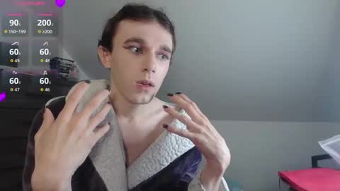 Natsu online show from November 6, 6:42 pm