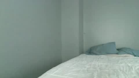 Jessica online show from April 4, 2:03 pm