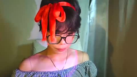 sluttypatotie online show from December 2, 5:08 pm