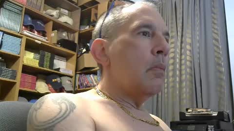 Snapshot of sluttyslave81 chatting on March 3, 6:59 am sluttyslave81 online show from March 3, 6:59 am