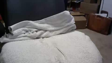 sluttyslave81 online show from March 26, 6:19 am