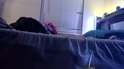 Snapshot of sluttyslut123797367 chatting on April 5, 1:36 am Nastyguurl online show from April 5, 1:36 am