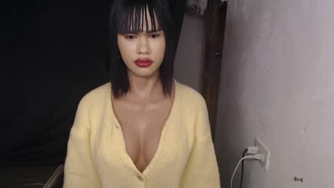 Snapshot of sluttysweet_jennifer chatting on January 10, 7:43 am Jennifer online show from January 10, 7:43 am