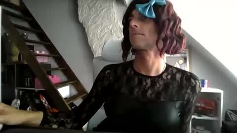 sluttytoy83 online show from July 13, 2:31 pm