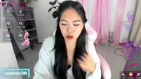 slutyshaine online show from May 13, 10:38 pm