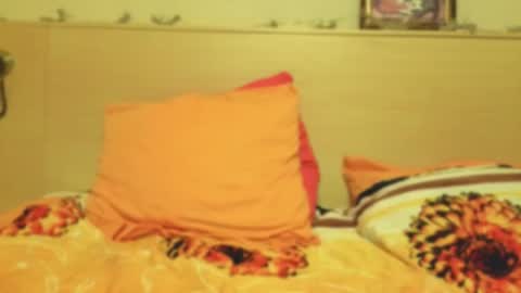 Snapshot of sly_gus chatting on February 10, 3:49 pm Gus online show from February 10, 3:49 pm