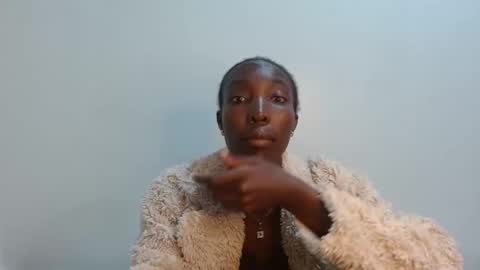 sly_rose online show from November 9, 4:27 pm