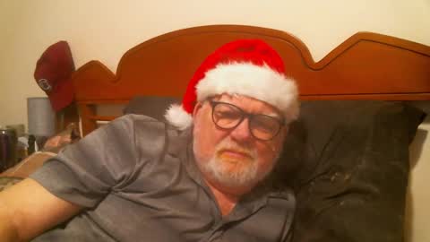 Snapshot of slydevil_sc chatting on December 8, 4:46 am Sly online show from December 8, 4:46 am