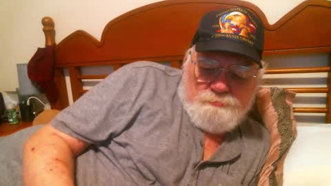 Snapshot of slydevil_sc chatting on September 14, 2:38 pm Sly online show from September 14, 2:38 pm