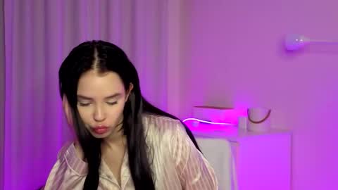 Lily online show from January 31, 7:11 pm