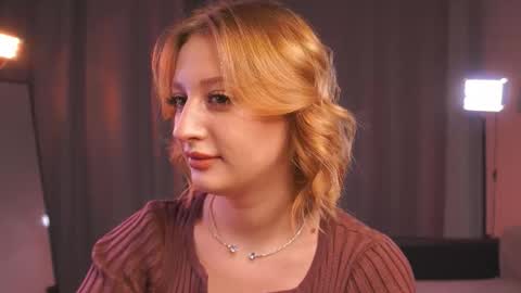 Lily online show from February 28, 2:51 pm