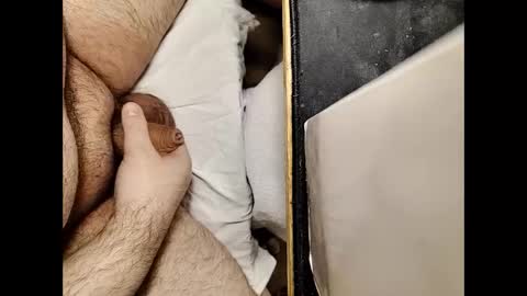 Snapshot of small_1986 chatting on February 10, 2:30 am transmisin gratuita bajo demanda  free broadcast on demand online show from February 10, 2:30 am