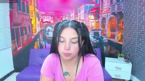 Mariana Torres online show from December 3, 1:42 pm