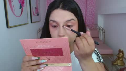 Mariana Torres online show from May 30, 1:08 pm