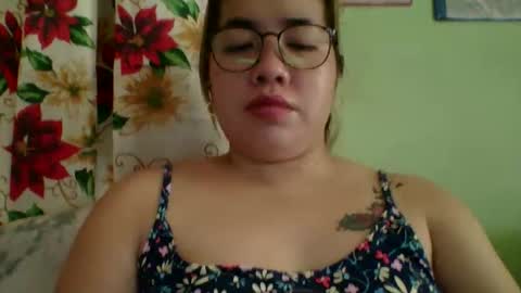 Lovewella online show from November 8, 2:12 am