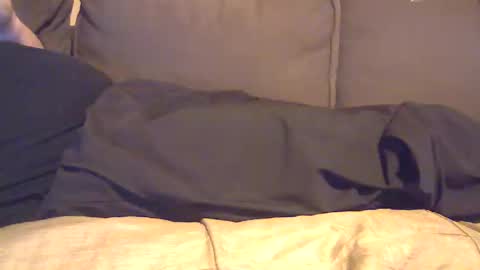 smallandshy1980 online show from January 11, 8:41 am