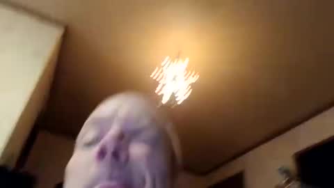 Snapshot of smallcock66kkk chatting on December 23, 8:47 pm smallcock66kkk online show from December 23, 8:47 pm