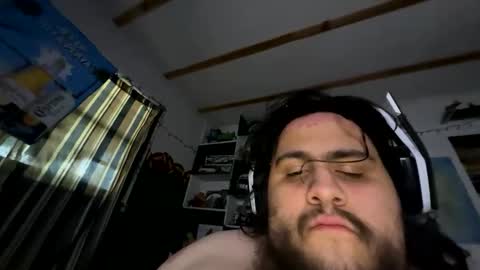 smalld1996 online show from April 6, 5:36 pm