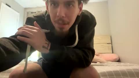 Ernesto online show from December 14, 3:40 am