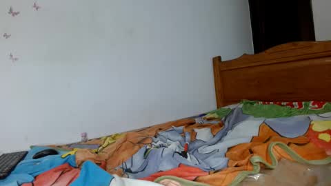 smallflorecita online show from December 2, 11:45 pm