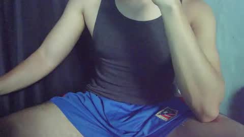 Snapshot of smallgrowercock chatting on April 11, 9:08 pm smallgrowercock online show from April 11, 9:08 pm