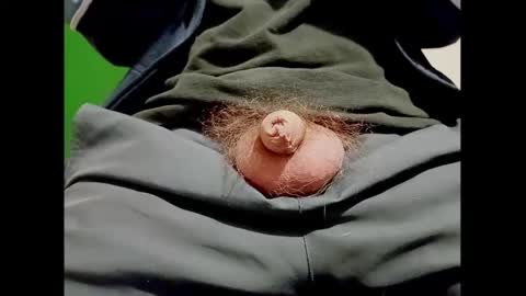 Small Hairy Uncut online show from December 2, 6:10 pm