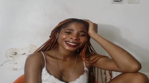 smallsluty online show from June 7, 7:39 pm