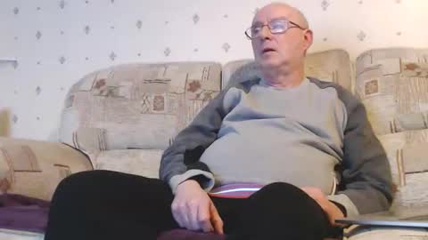 Steve online show from December 30, 4:08 pm