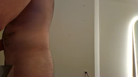 smallthrob online show from May 14, 7:20 pm