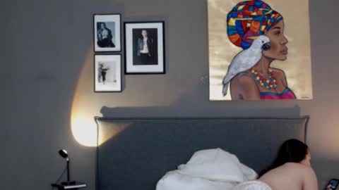 Snapshot of smalltittsbigsoul chatting on February 13, 6:31 am Anna no bbbbybybbabebyy just Anna. And dont call me mom please. online show from February 13, 6:31 am