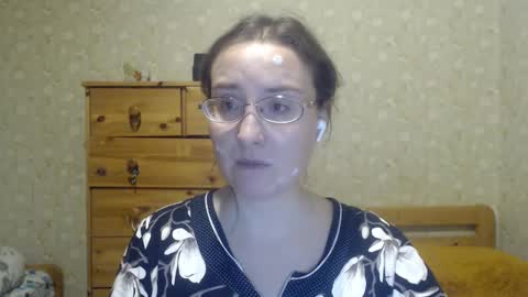 Snapshot of smart_rose chatting on January 11, 11:02 pm smart_rose online show from January 11, 11:02 pm