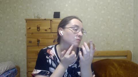 Snapshot of smart_rose chatting on January 25, 4:57 pm smart_rose online show from January 25, 4:57 pm