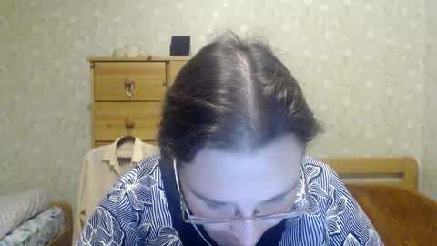 Snapshot of smart_rose chatting on March 6, 8:05 pm smart_rose online show from March 6, 8:05 pm