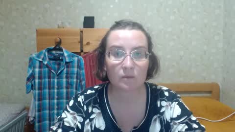 Snapshot of smart_rose chatting on September 10, 6:19 pm smart_rose online show from September 10, 6:19 pm