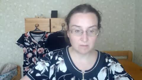 Snapshot of smart_rose chatting on September 12, 11:32 am smart_rose online show from September 12, 11:32 am