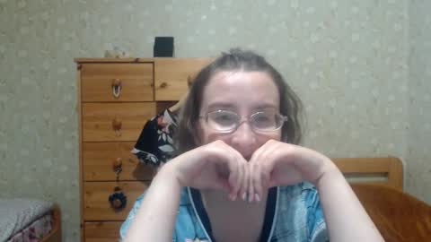 Snapshot of smart_rose chatting on September 22, 10:23 pm smart_rose online show from September 22, 10:23 pm